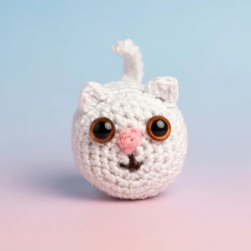 Roztomilá háčkovaná kočka – handmade plyšák Kitty Crochet